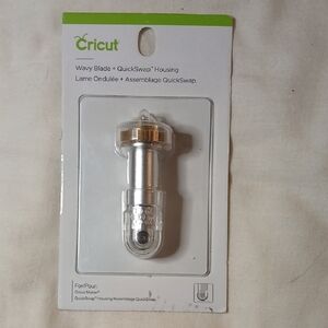 Cricut Wavy Blade with QuickSwap Housing - Silver and Gold